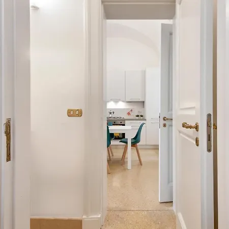 Blue Loft - Old Town Apartment Sit Lecce Esterno foto